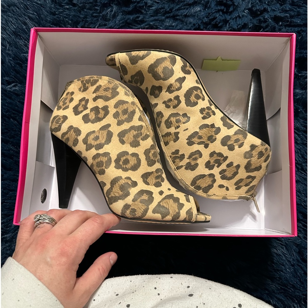 Vince Camuto Cheetah Heels